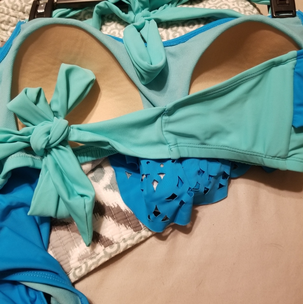 Bikini set - Picture 3 of 6